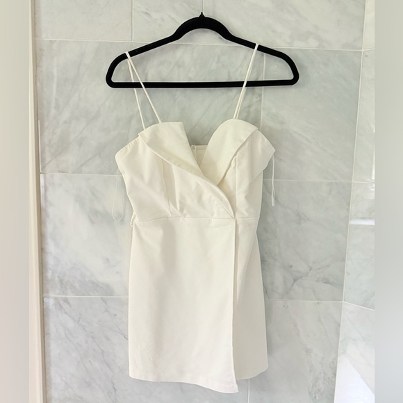 Superdown Kasey Belted Blazer Mini Dress White size Medium - Picture 9 of 10